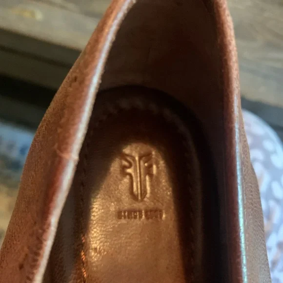 Gorgeous NEW Frye Flats!!! - Picture 10 of 12